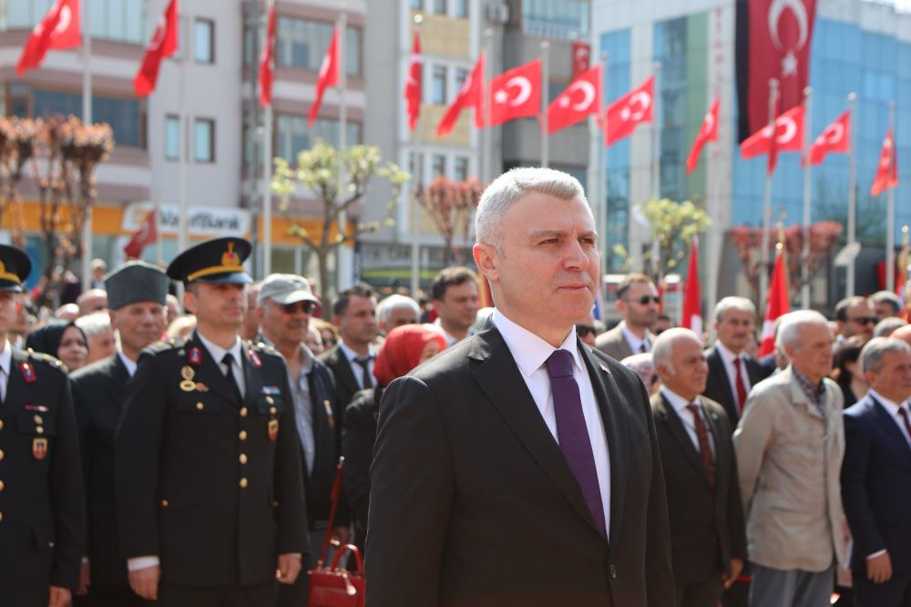 SAFRANBOLU KAYMAKAMI ŞABAN ARDA YAZICI 23 NİSAN ULUSAL EGEMENLİK VE ÇOCUK BAYRAMINI KUTLADI.